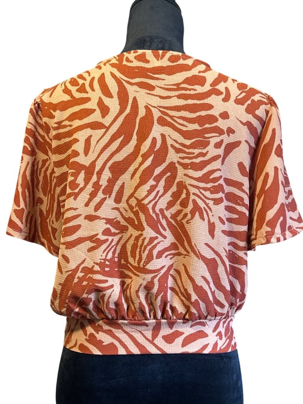June & Hudson Womens Zebra Print Wrap Top With Belt Short Sleeve V-Neck Size 1 - Picture 2 of 4